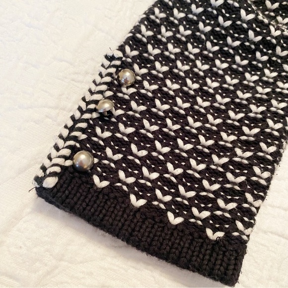 WHBM Thick Knit Black and White Button Cardigan - Small - Picture 6 of 11